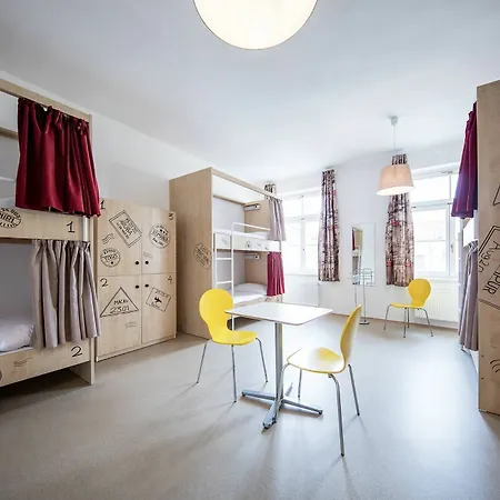 Hostal Post